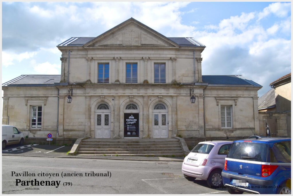 pavillon citoyen site historique et touristique Parthernay